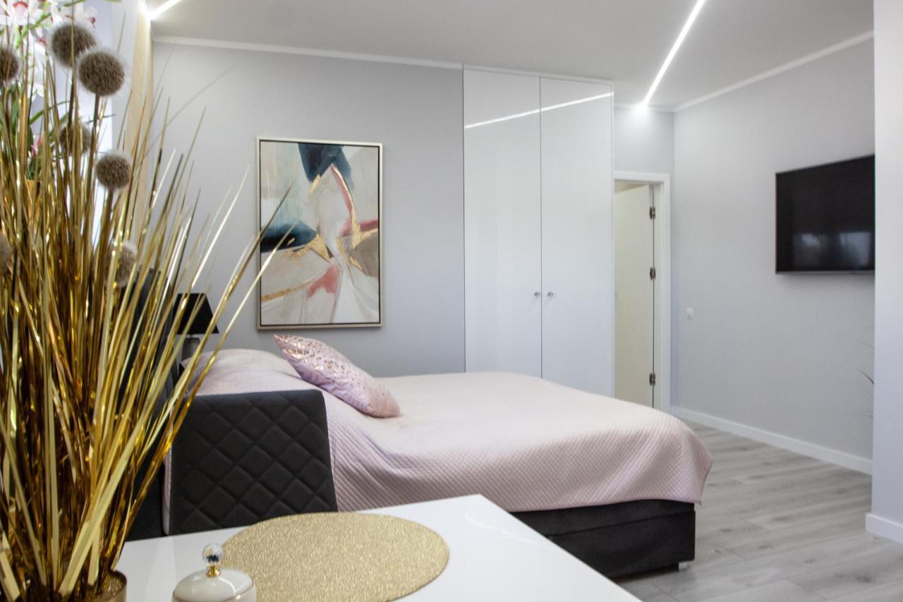 Novel New Apartment *