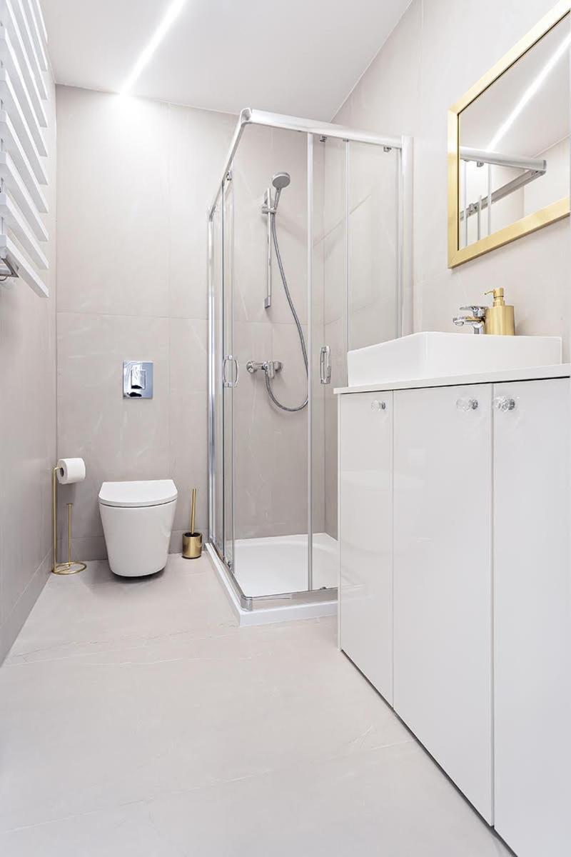 Novel New Apartment Warsaw